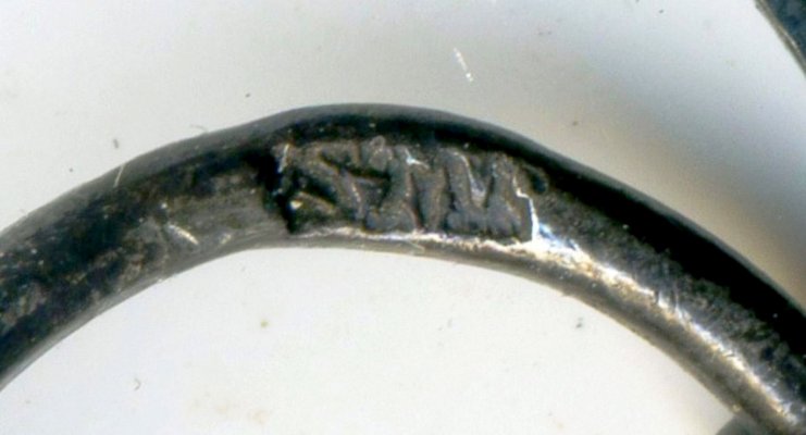 img001.jpg