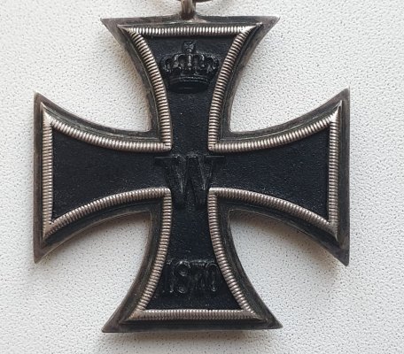 a3b55ff7-6972-431e-8015-7ec1bdaa324c.jpg
