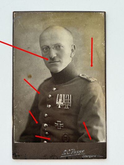 Foto-Portrait-Offizier-mit-EK-1-Albrechts-Kreuz.jpg