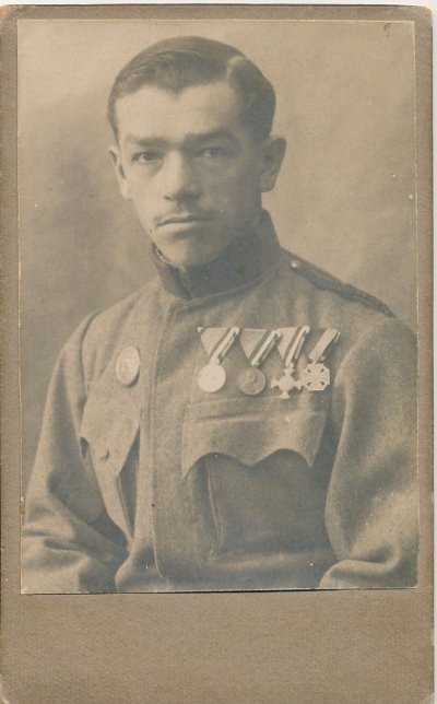 1 austr Photo-CDV-Medal-Order-Military-Transilvanya.jpg