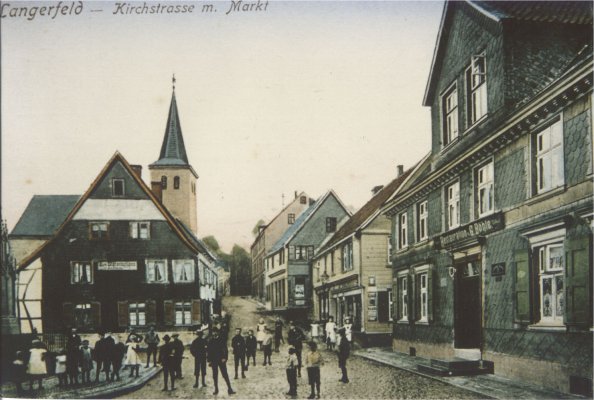 1900 - ca. Odoakerstr. vom Markt aus.jpg