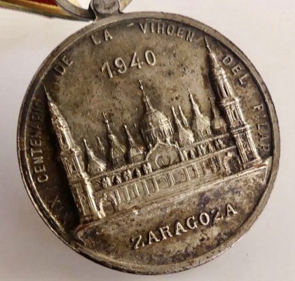 Blue Division medal, Virgen del Pilar centenary (1).jpg Blue Division medal, Virgen del Pilar centenary (1).jpg