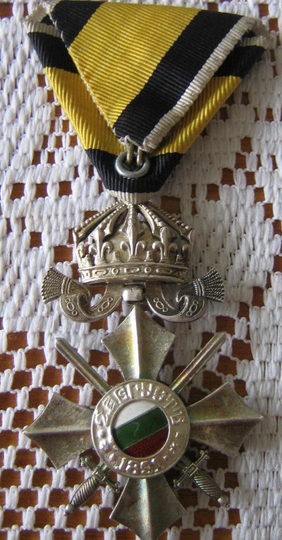 Military_merit_6th_class_regent_back.jpg