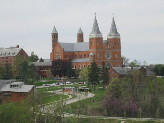 1280px-Saint_Vincent_College_and_Basilica.jpg