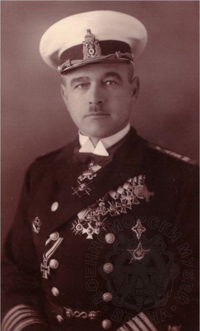 капитан I ранга Болгарского Царского флота Борис Стателов (21 августа 1886 - 22 октября 1959).jpg