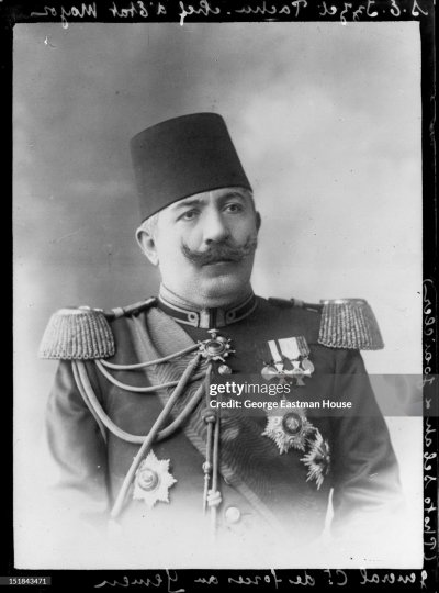 S.E. Izzet Pacha chef d'Etat Major general Ct des forces au Yemen between 1900 and 1919.jpg