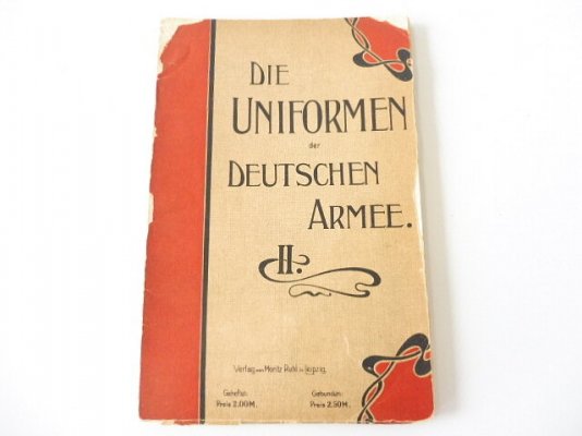 die-uniformen.jpg