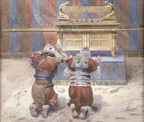 Tissot_Moses_and_Joshua_in_the_Tabernacle.jpg