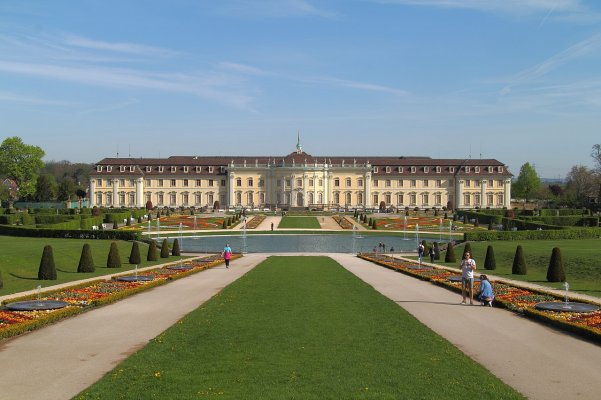 Residenzschloss_Ludwigsburg.jpg Residenzschloss_Ludwigsburg.jpg