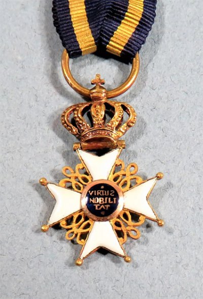 DE CHEVALIER DE L'ORDRE DU LION NEERLAND 5.jpg