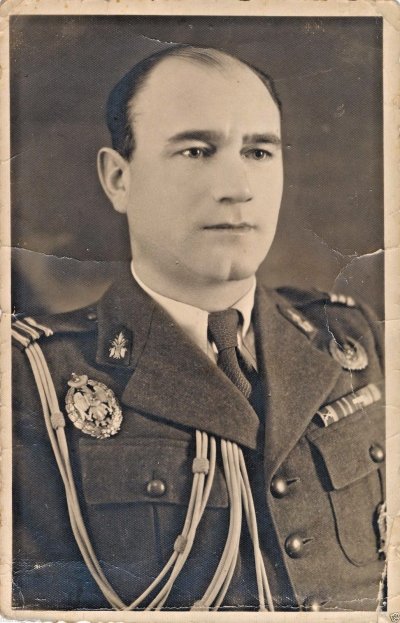 Romania-Badge-Medal-Order-Photo-Aiguilette-War-Picture.jpg