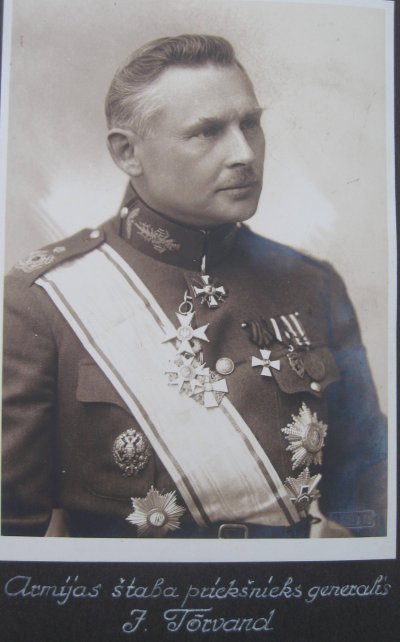 est генерал   6.jpg