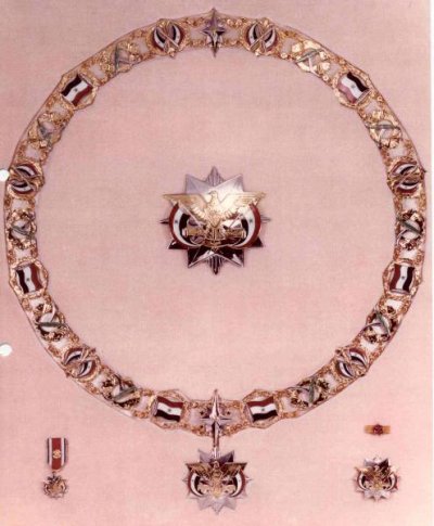 Yemen_North_Order_of_the_Republic_1981adj.jpg