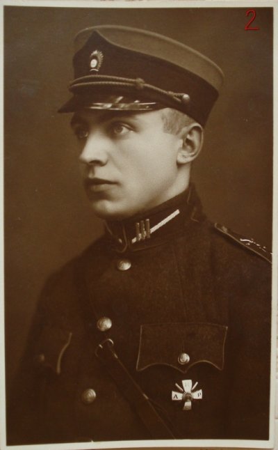 art LR 5 003.jpg