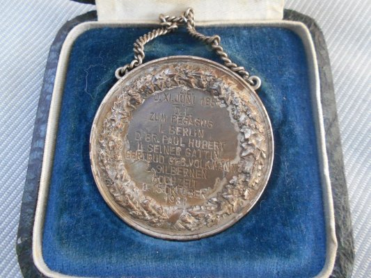 hochz1.jpg hochz1.jpg