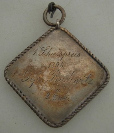 ulan1-3.jpg ulan1-3.jpg