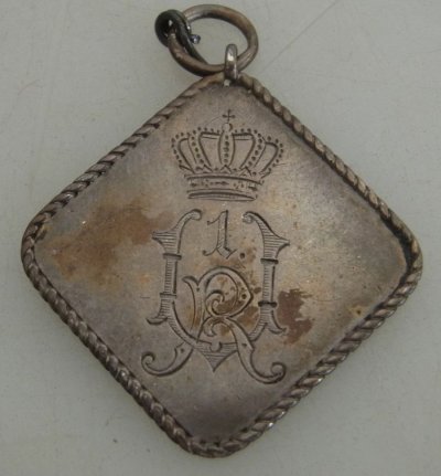 ulan1-2.jpg ulan1-2.jpg