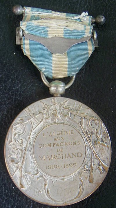 MEDAILLE COLONIALE L'ALGERIE AUX COMPAGNONS DE MARCHAND 2.png MEDAILLE COLONIALE L'ALGERIE AUX COMPAGNONS DE MARCHAND 2.png