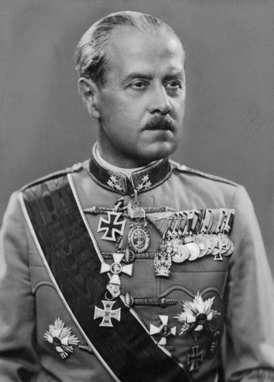 премьер-министра Венгрии генерал-полковник витязь Геза Лакатош де Чиксентшимон (30 апреля 1890...jpg