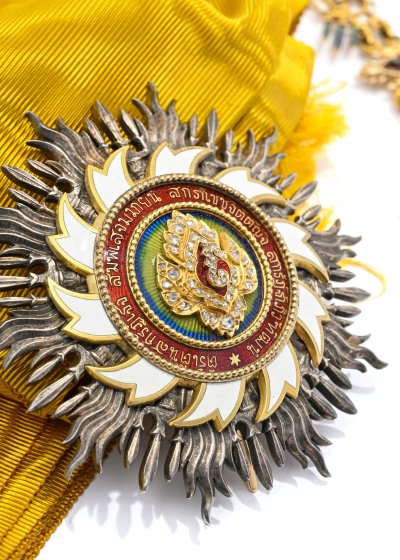 lot-1794-royaume-thailande-ordre-dynastie-chakri-fonde-1882-ensemble-chevalier-detail-2.jpg