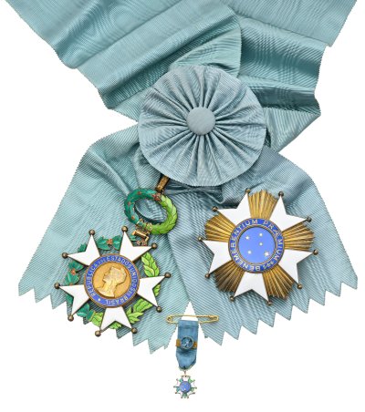 lot-1795-bresil-ordre-croix-sud-retabli-1932-ensemble-grand-croix-detail-1.jpg lot-1795-bresil-ordre-croix-sud-retabli-1932-ensemble-grand-croix-detail-1.jpg