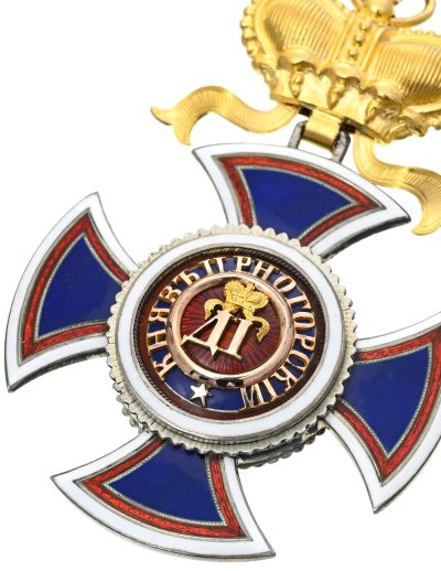 lot-1806-montenegro-ordre-danilo-ier-fonde-1853-ensemble-grand-croix-1ere-classe-detail-1.jpg