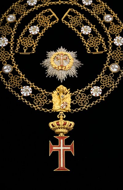 lot-1824-vatican-ordre-supreme-christ-cree-1319-ensemble-complet-chevalier-detail-2.jpg
