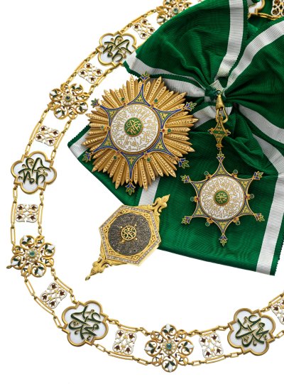 lot-1832-royaume-egypte-ordre-nishan-muhammad-ali-institue-1915-ensemble-complet-grand-cordon-...jpg lot-1832-royaume-egypte-ordre-nishan-muhammad-ali-institue-1915-ensemble-complet-grand-cordon-...jpg