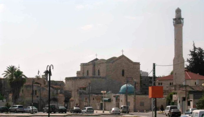 St_Georges_Church_and_Grand_Mosque_Lod.jpg