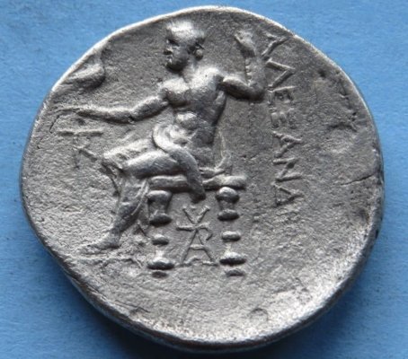 alexane1.jpg