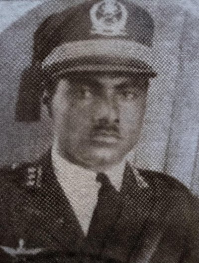 محمد احسان خان اولین پیلوت قوای هوایی وطن ..jpg