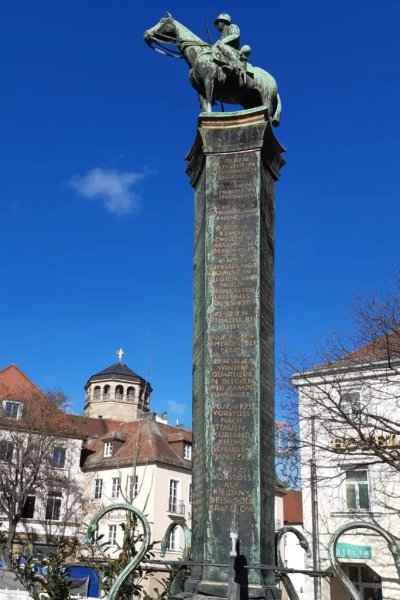 chez4.jpg