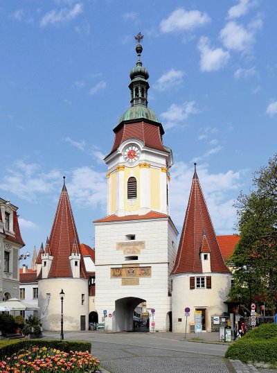Krems_-_Steinertor_(1).JPG