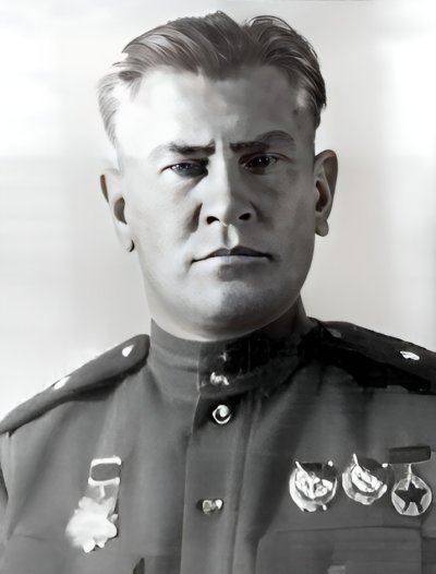 Пётр_Михайлович_Козлов.jpg