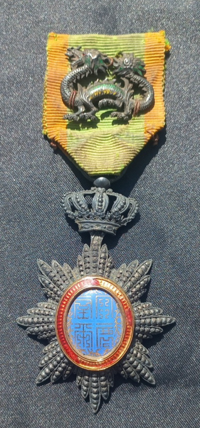 Chevalier ordre du Dragon D'Annam ав.png