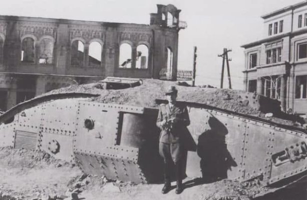 Private doctor Giulio Bedeschi of the 3rd Alpina Division Julia, in Piazza Rossa in Voroshilov...jpg