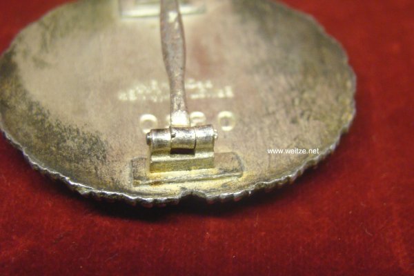 K139664_12.jpg