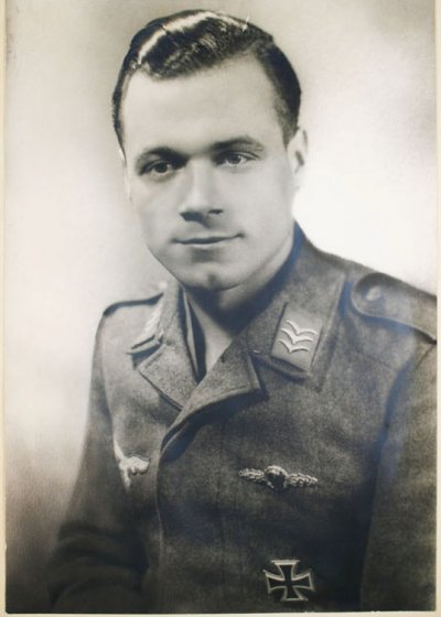 Копия Hans Weiser.jpeg