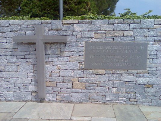 800px-German_War_cemetery_Dionyssos_Greece3.jpg