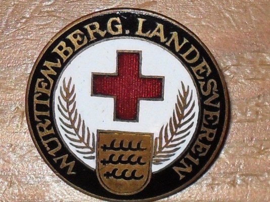 RED CROSS PIN WURTTEMBERG.jpg