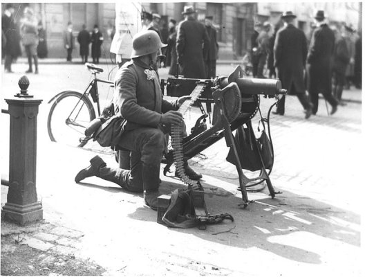 German_troops_in_Finland_1918.jpg