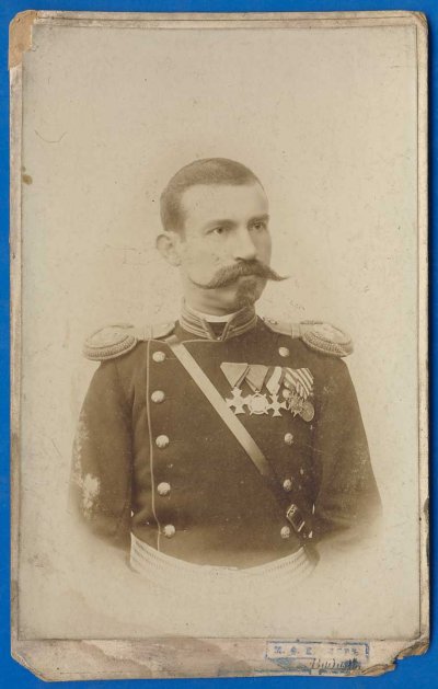 Bulgaria original photograph of an officer Captain.jpg