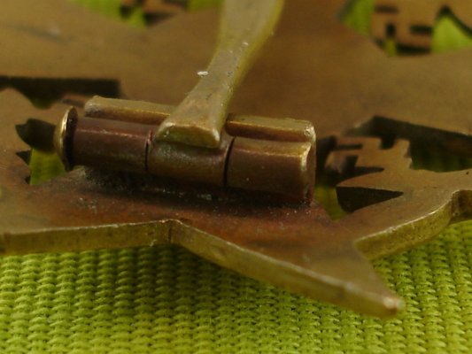 1075-6.jpg